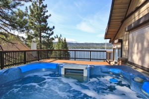 4 Reasons to Stay in a Lakefront Cabin Rental in Big Bear