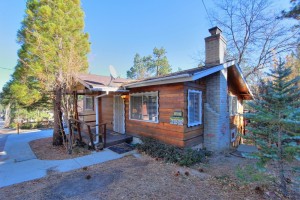 Oak Tree Retreat - rent this cabin in Big Bear