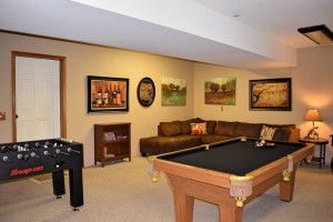 game room at a big bear vacation rental