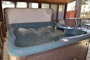 Big Bear cabin rentals with hot tubs or whirlpool bathtubs