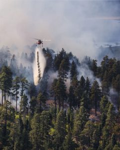 BBMR Photo of a helicoptor fighting the Radford Fire in Big Bear Lake