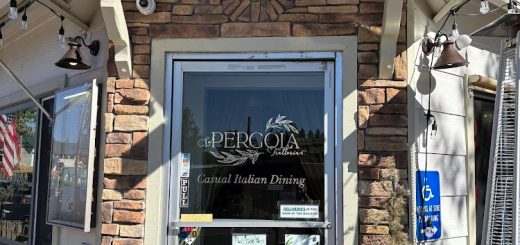 Entrance of La Pergola Trattoria restaurant in Big Bear Lake