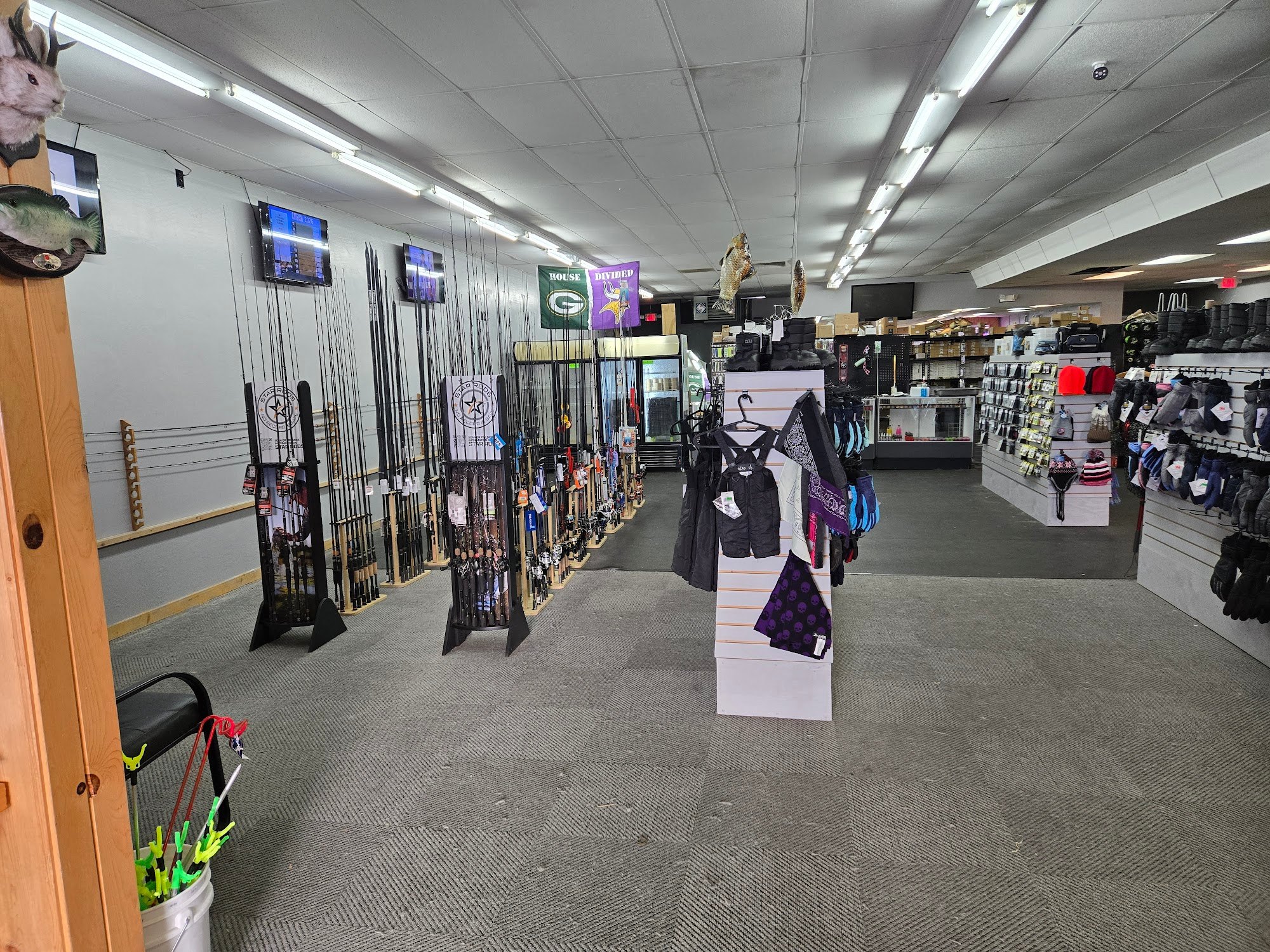 Mountain Top Tackle Shop - Destination Big Bear