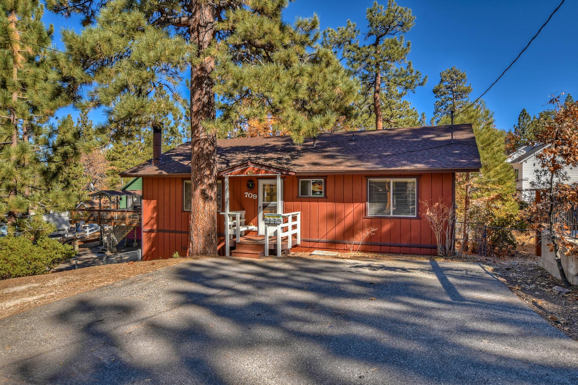 Big Bear Cabin - AKnighttoRemember - 0001