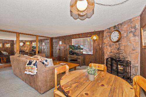 Big Bear Cabin - AKnighttoRemember - 0004