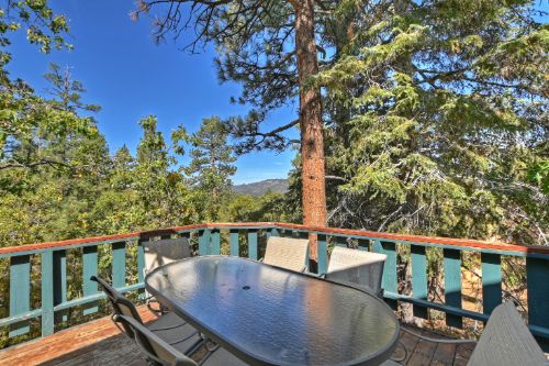 Big Bear Cabin - AcornAcres - 0004