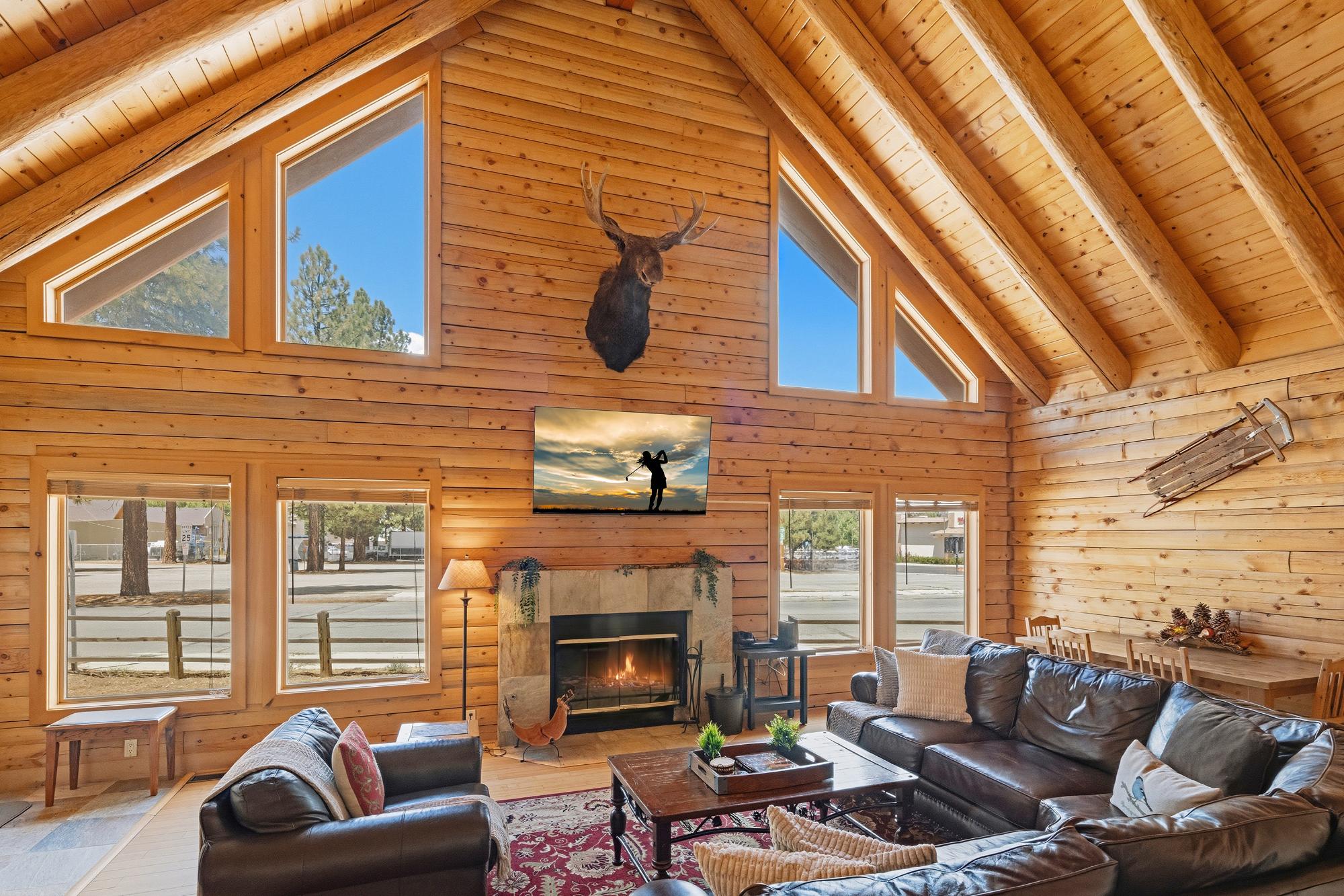 Big Bear Cabin - AdventureLodge - 0001