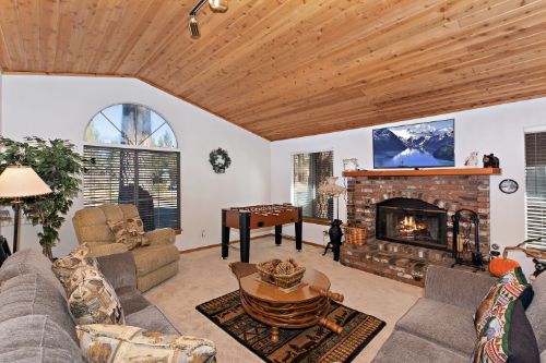 Big Bear Cabin - AlpineDelightCabin - 0004
