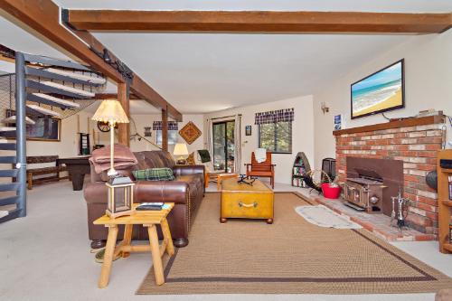 Big Bear Cabin - AlpineHatteras - 0003