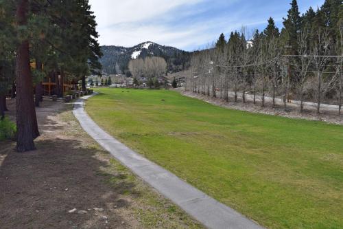 Big Bear Cabin - AttheBase - 0005