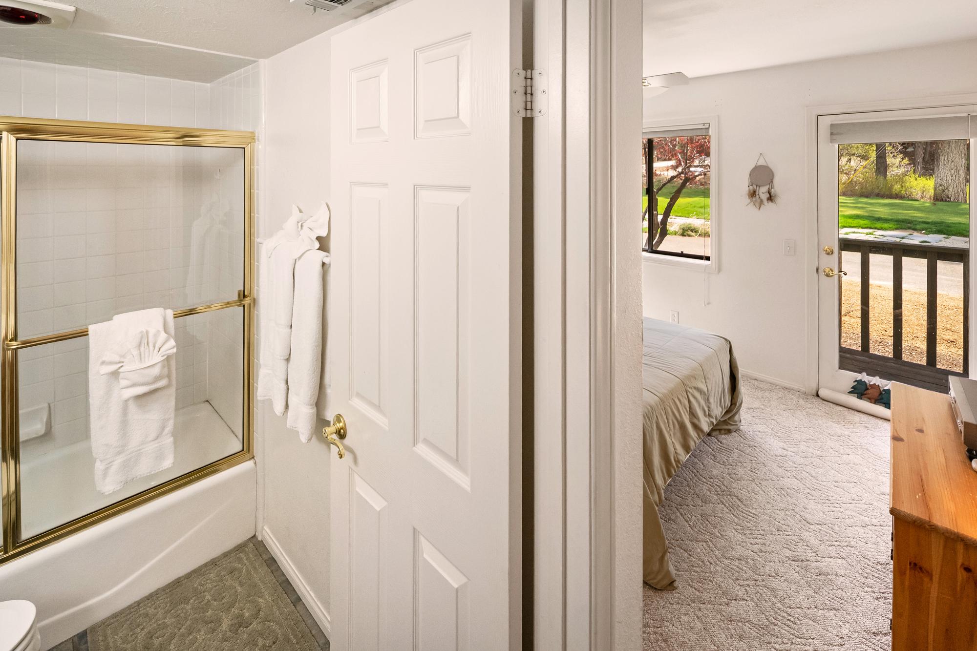 Big Bear Cabin - Bear House - 39