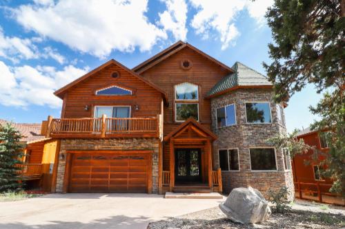 Big Bear Cabin - BearLoopCastle - 0001