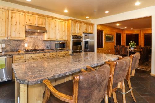 Big Bear Cabin - BearLoopCastle - 0004