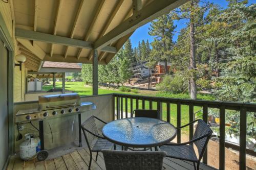 Big Bear Cabin - BearMeadowsRetreat - 0004