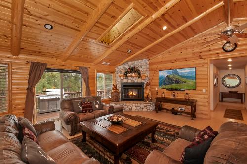 Big Bear Cabin - BearPause - 0001