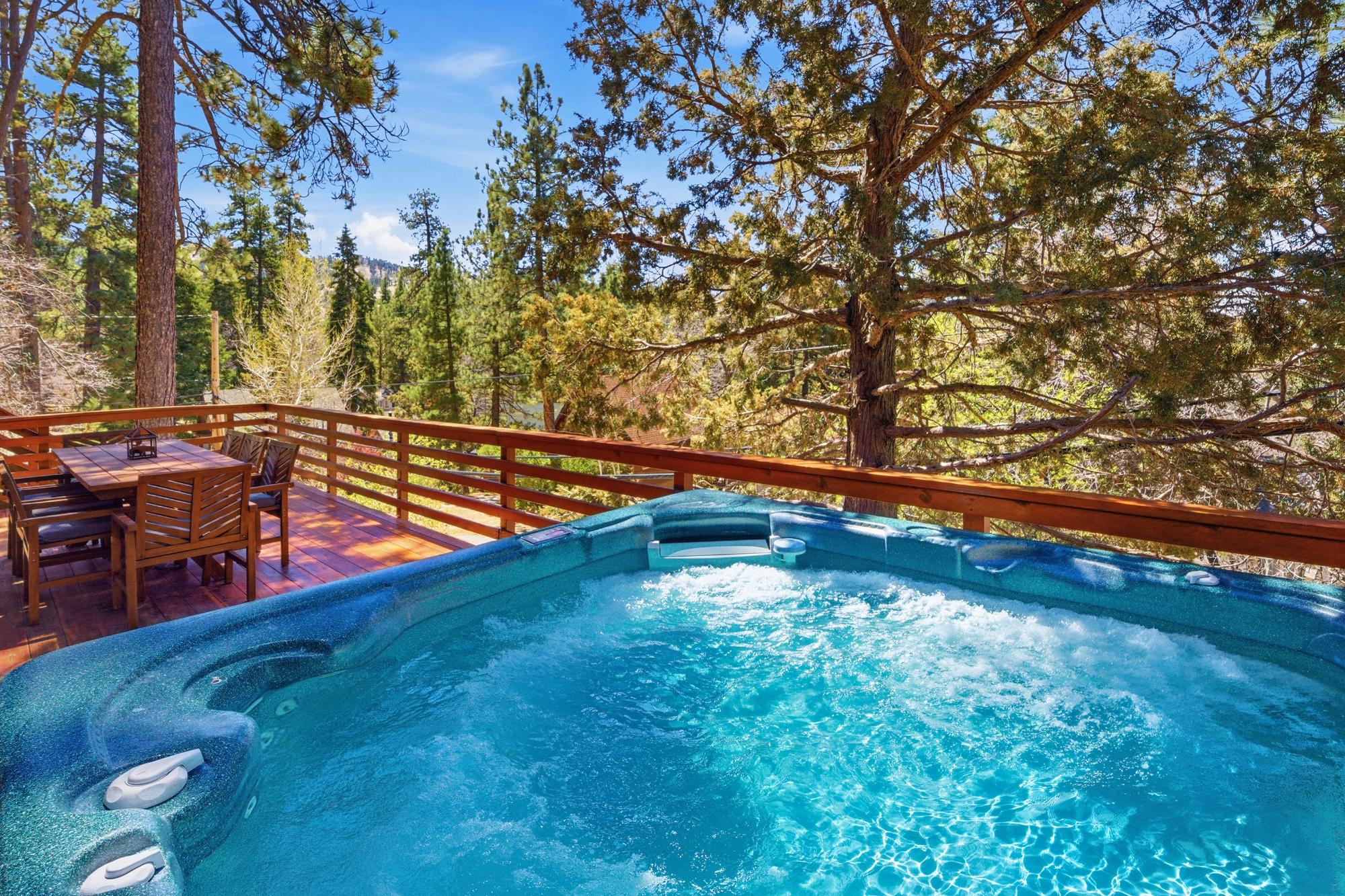 Big Bear Cabin - BearPinesRetreat - 0001