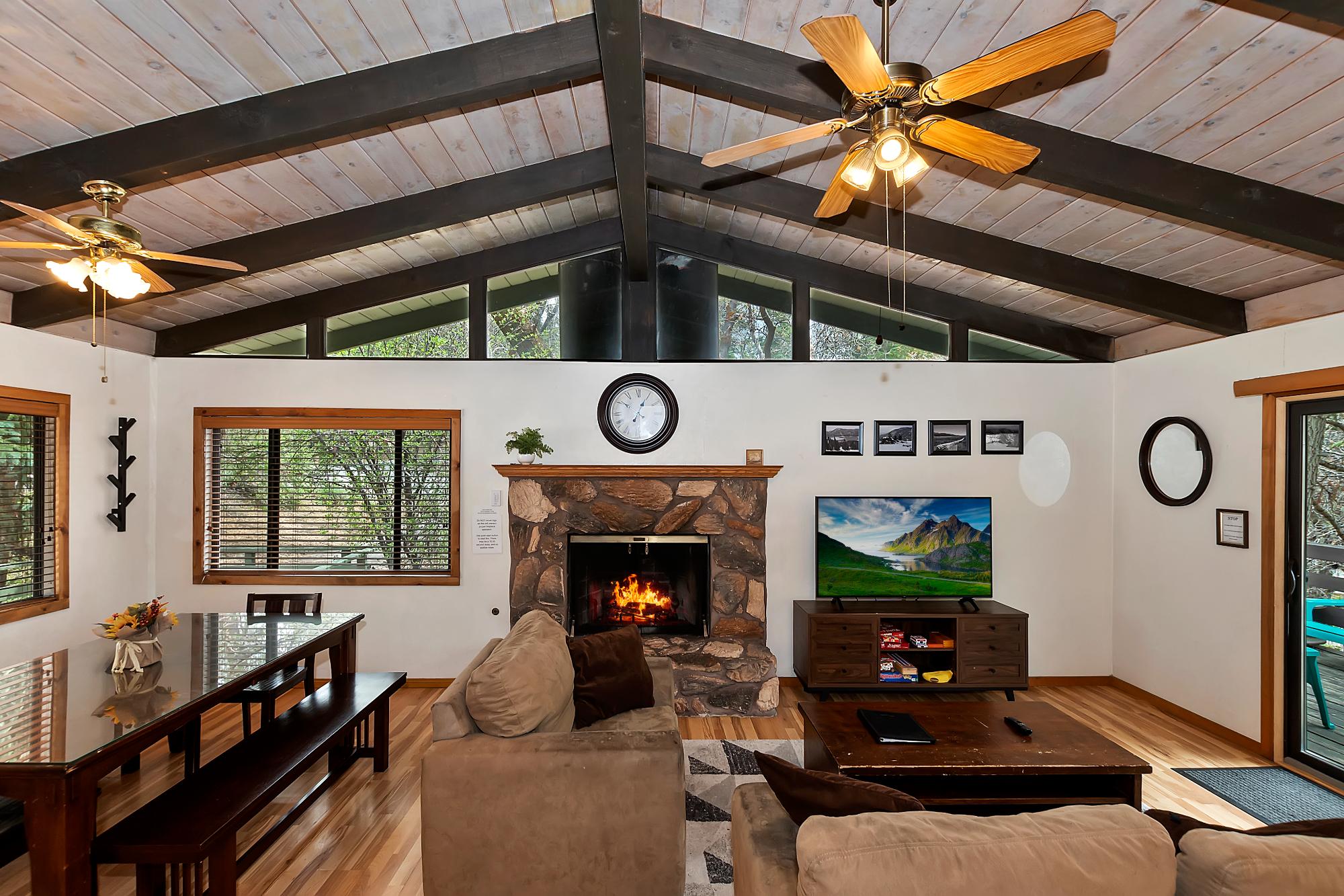 Big Bear Cabin - BearSkiRetreat - 0001