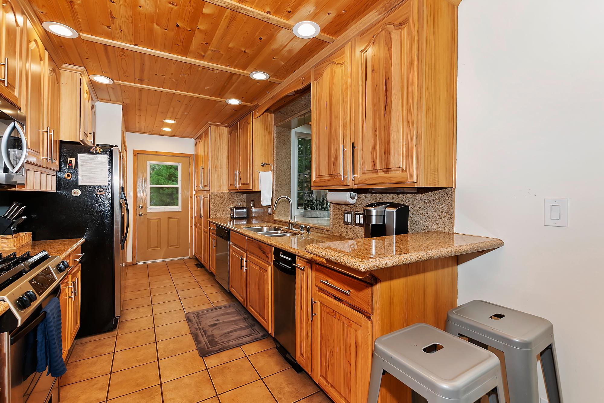 Big Bear Cabin - Bear Stone Lodge - 10