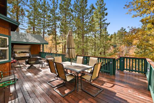 Big Bear Cabin - BearadiseFound - 0005