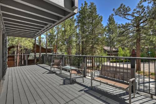 Big Bear Cabin - BearfootDen - 0005