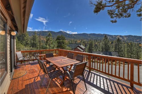 Big Bear Cabin - BellaMontana - 0005