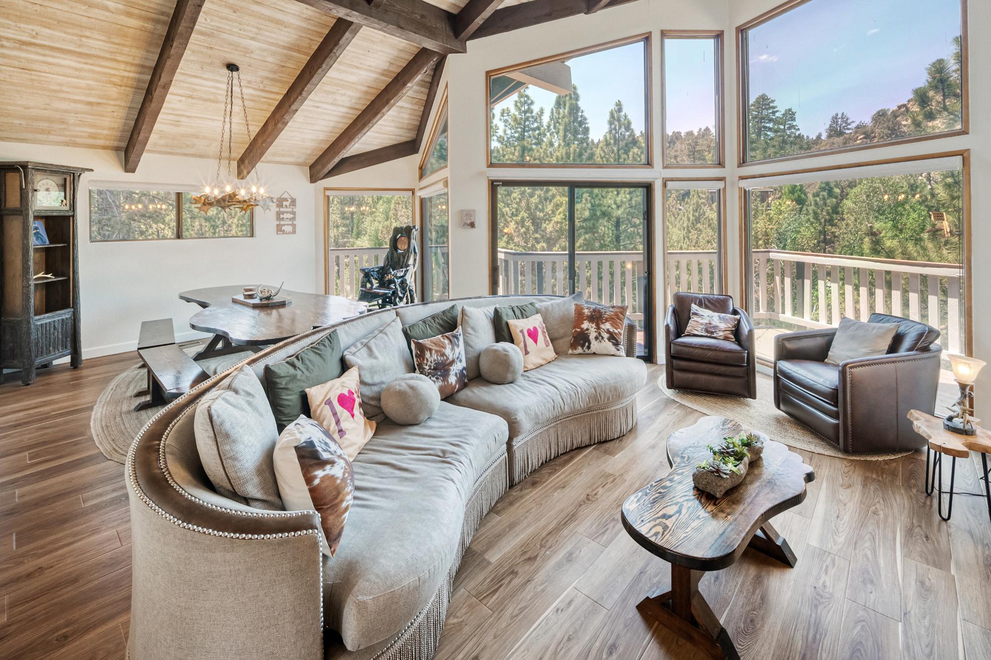 Big Bear Cabin - Bigfoot Resort - 11