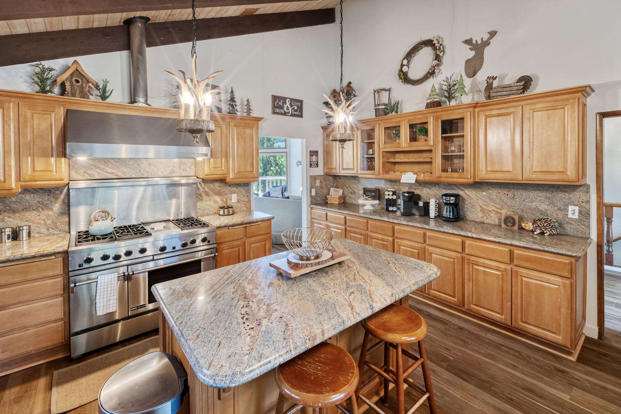 Big Bear Cabin - Bigfoot Resort - 22