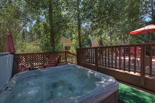 Big Bear Cabin - BlueJayGlenVilla - 0003