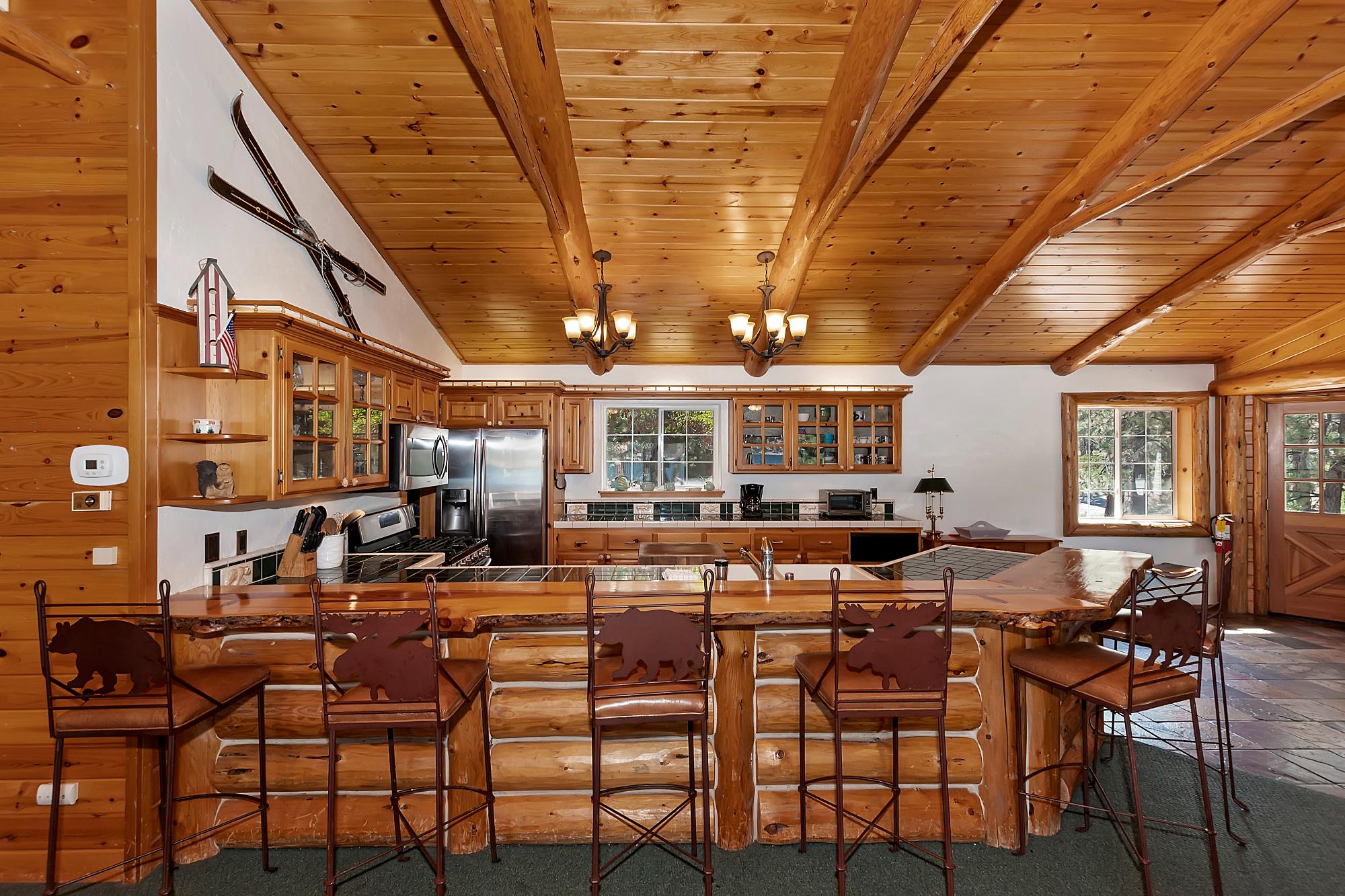 Big Bear Cabin - Cali Bear Lakefront  - 13