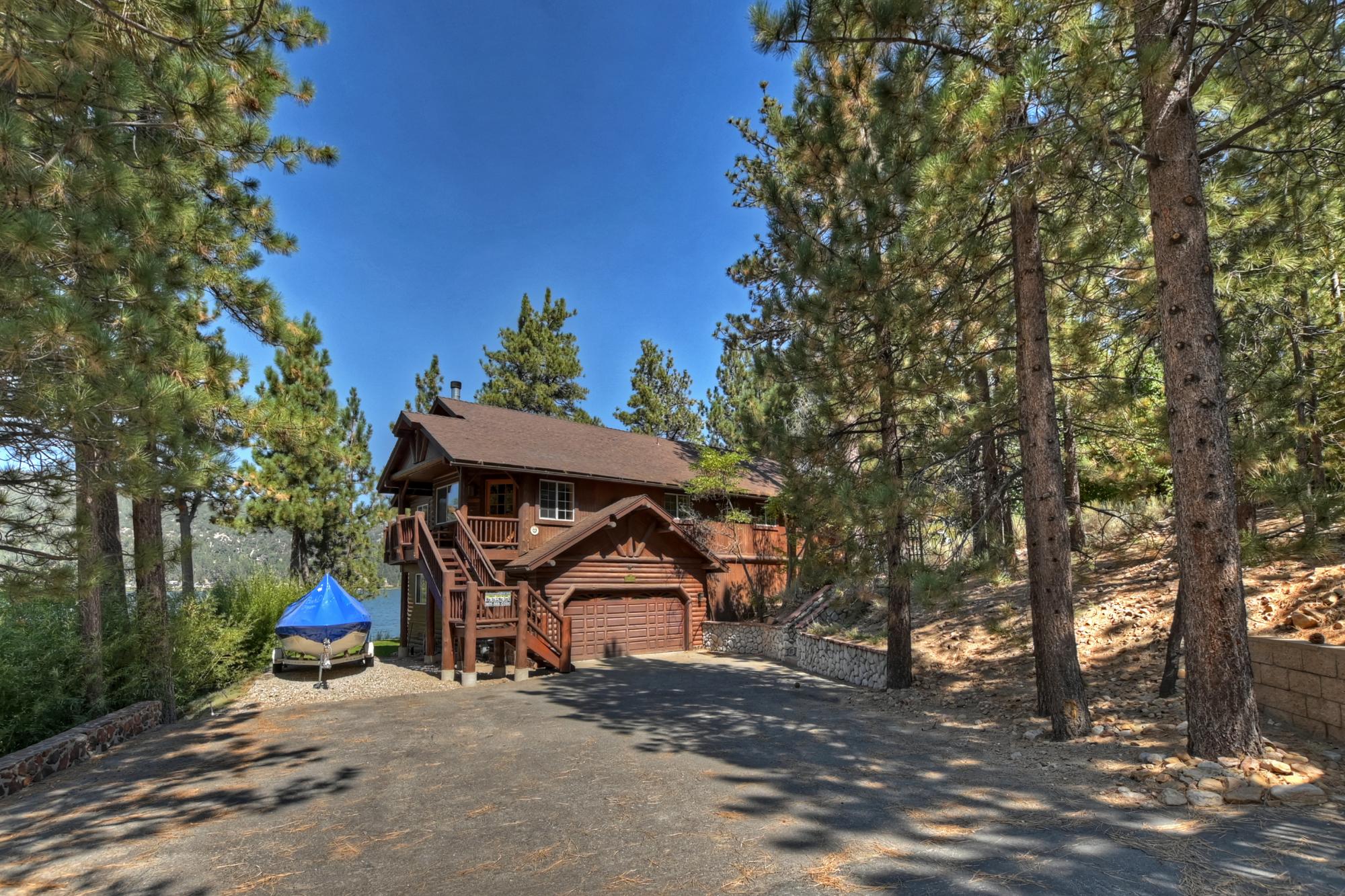 Big Bear Cabin - Cali Bear Lakefront  - 40
