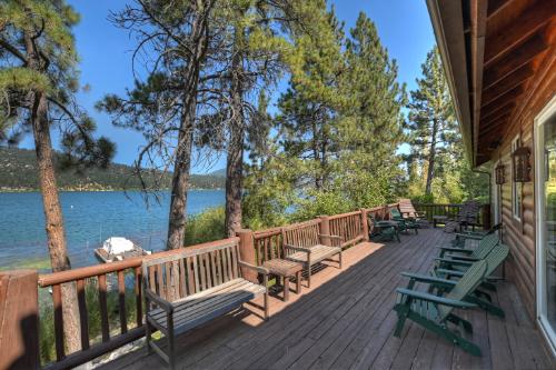 Big Bear Cabin - CaliBearLakefront - 0003