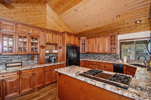 Big Bear Cabin - CasaCrescenta - 0004