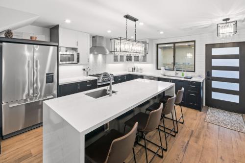 Big Bear Cabin - Chair9Apres - 0002