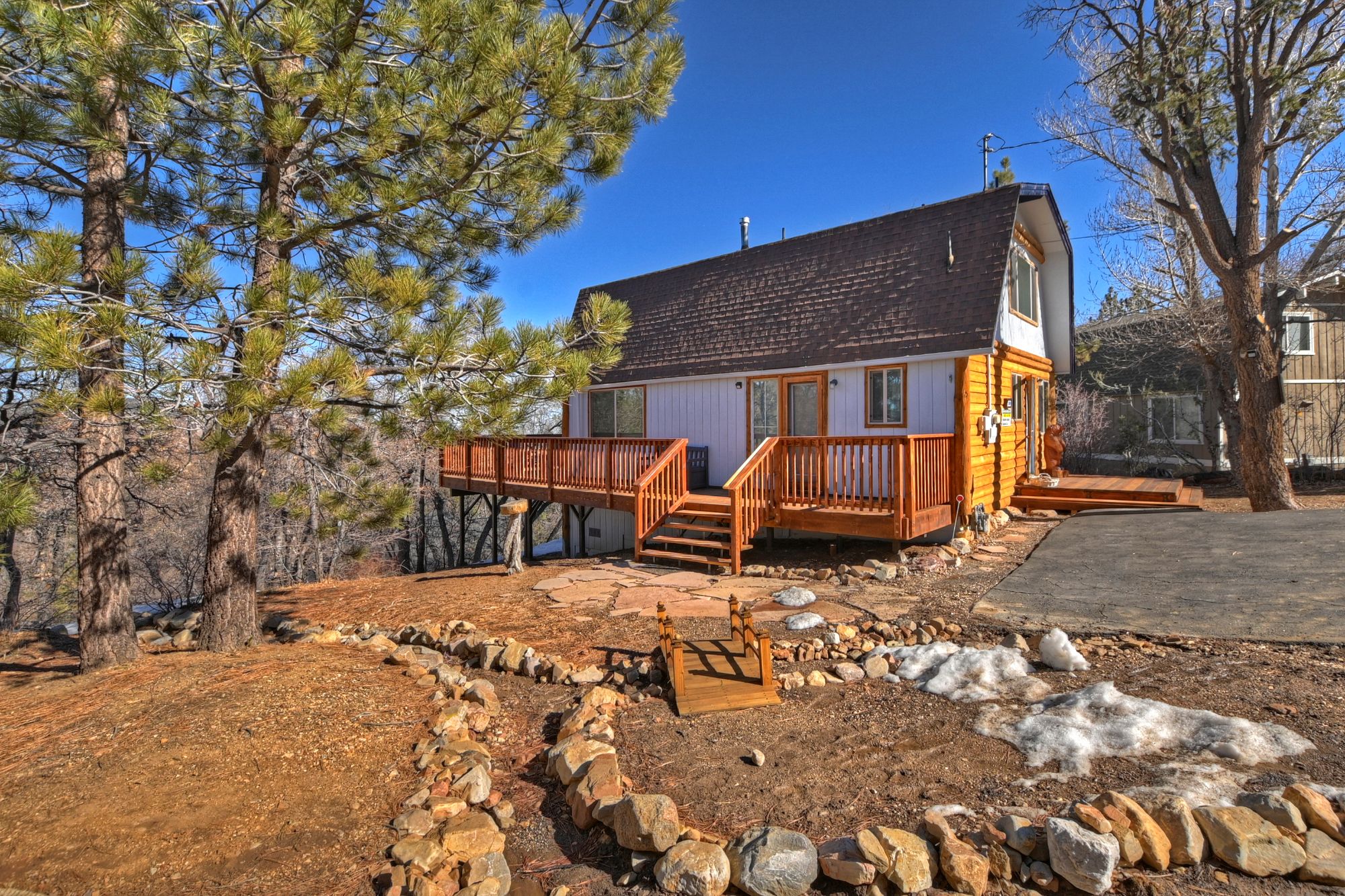 Big Bear Cabin - CloudsRestCabin - 0001