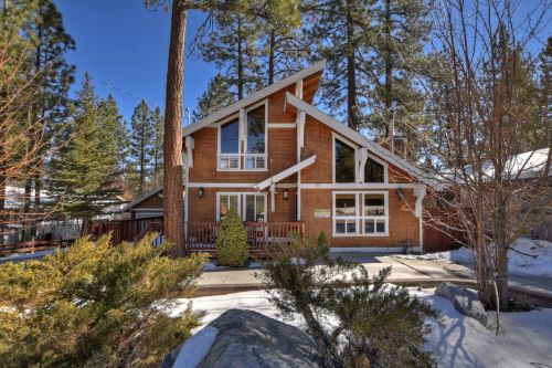 Big Bear Cabin - CozyCastle - 0003