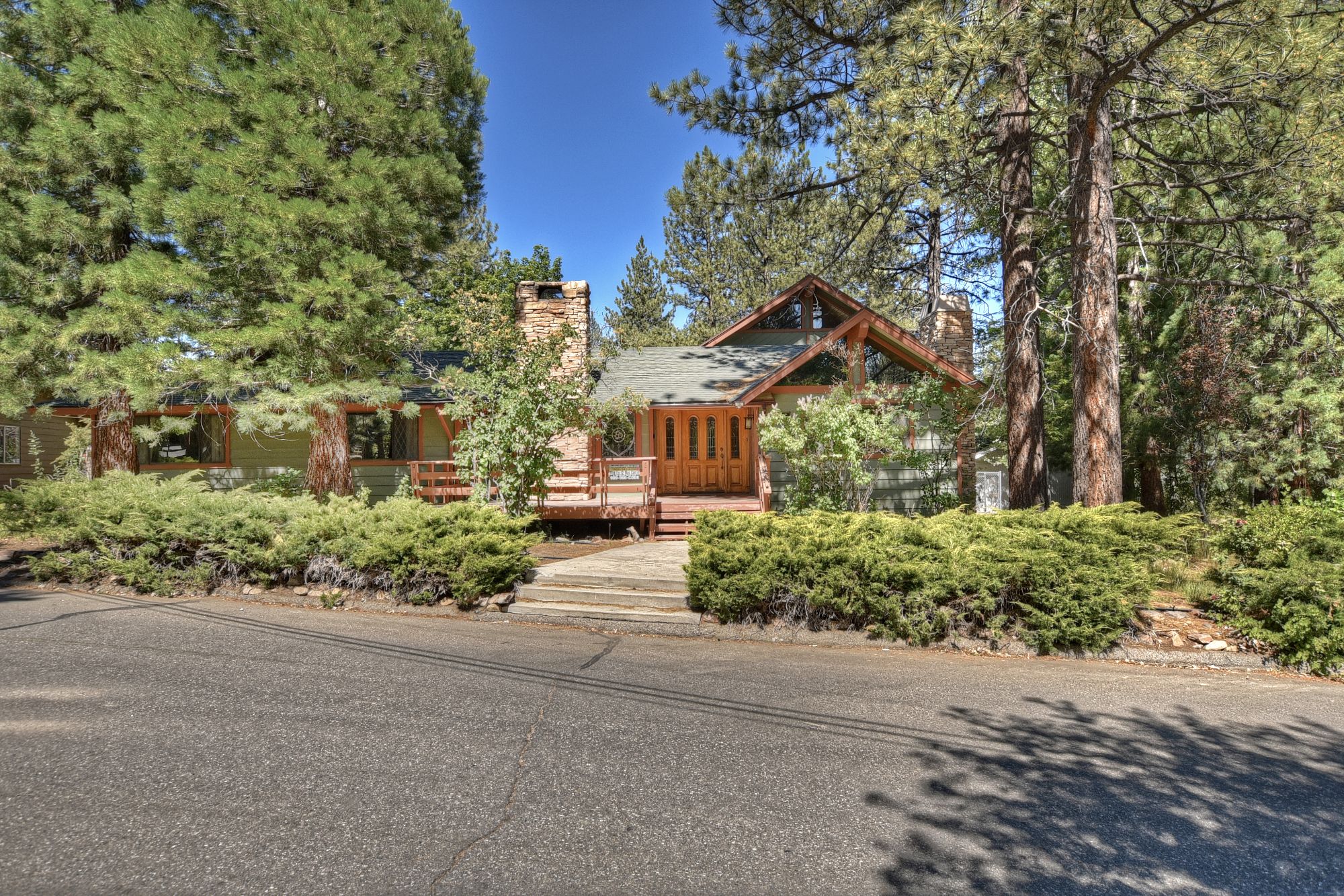 Big Bear Cabin - CrystalLakeInn - 0001