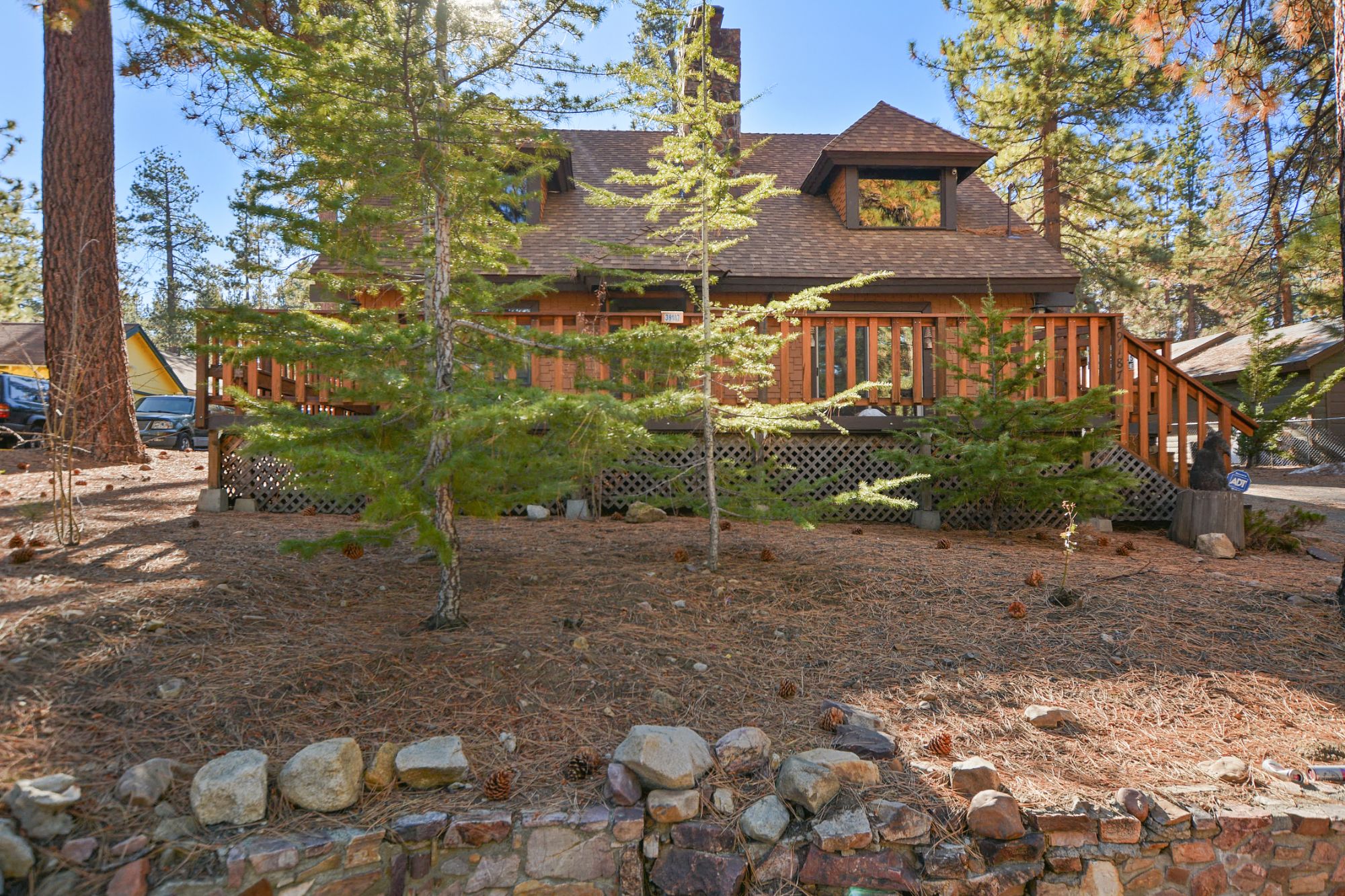 Big Bear Cabin - CrystalPines - 0001