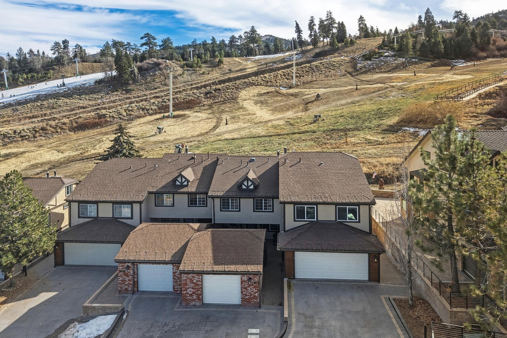 Big Bear Cabin - DorneysDen - 0001