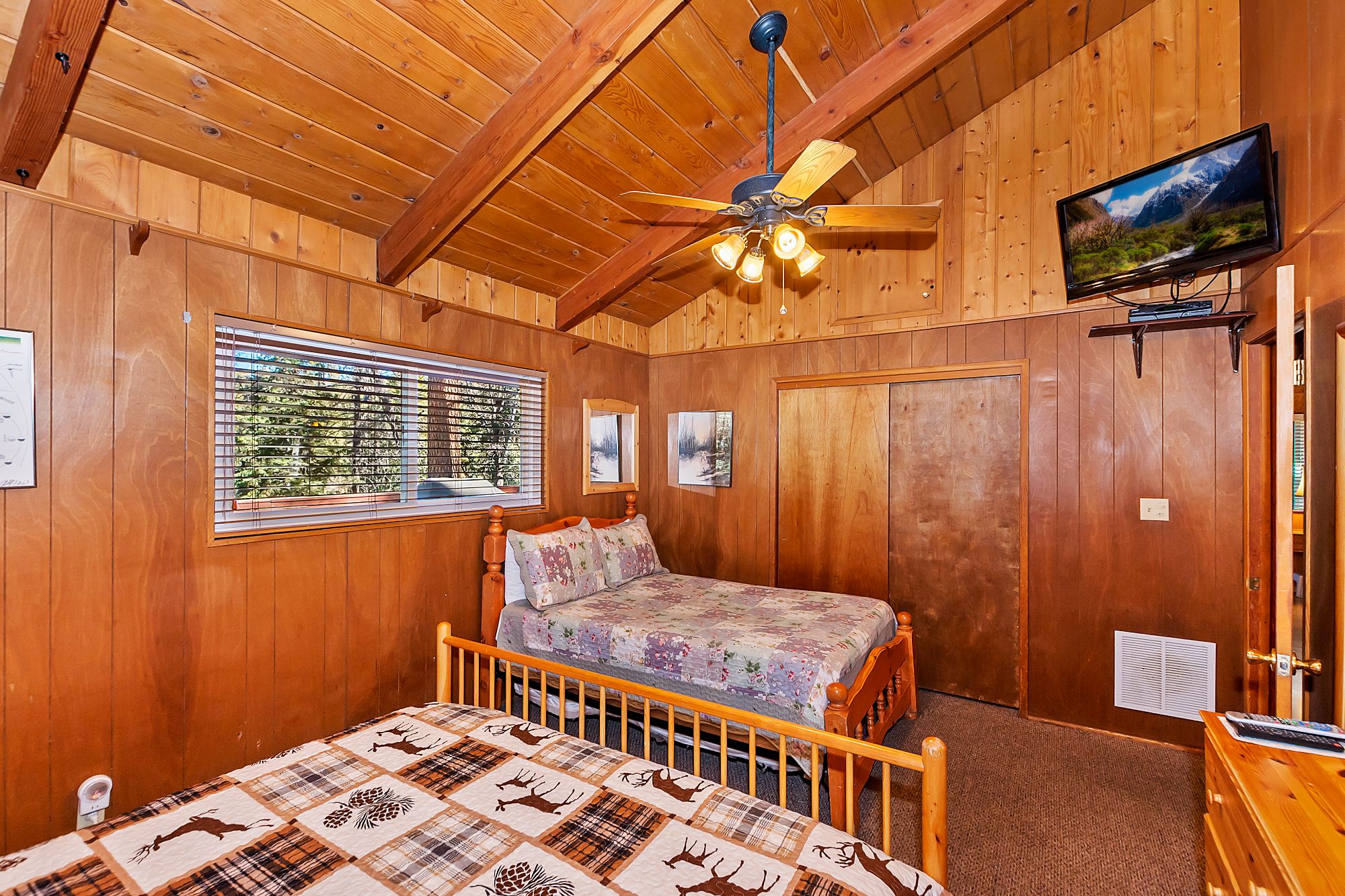 Big Bear Cabin - Edge Family Getaway - 16