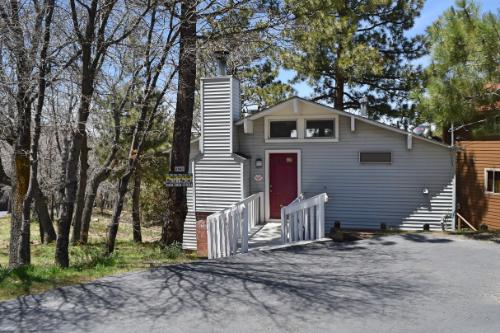 Big Bear Cabin - EmeraldAlps - 0005