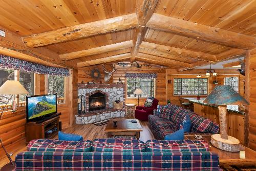 Big Bear Cabin - EvergreenEscape - 0002