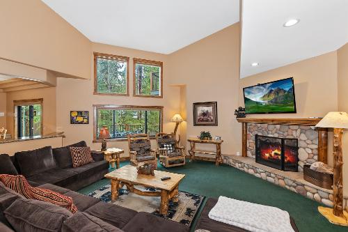 BigBearCabin-EvergreenManor-0