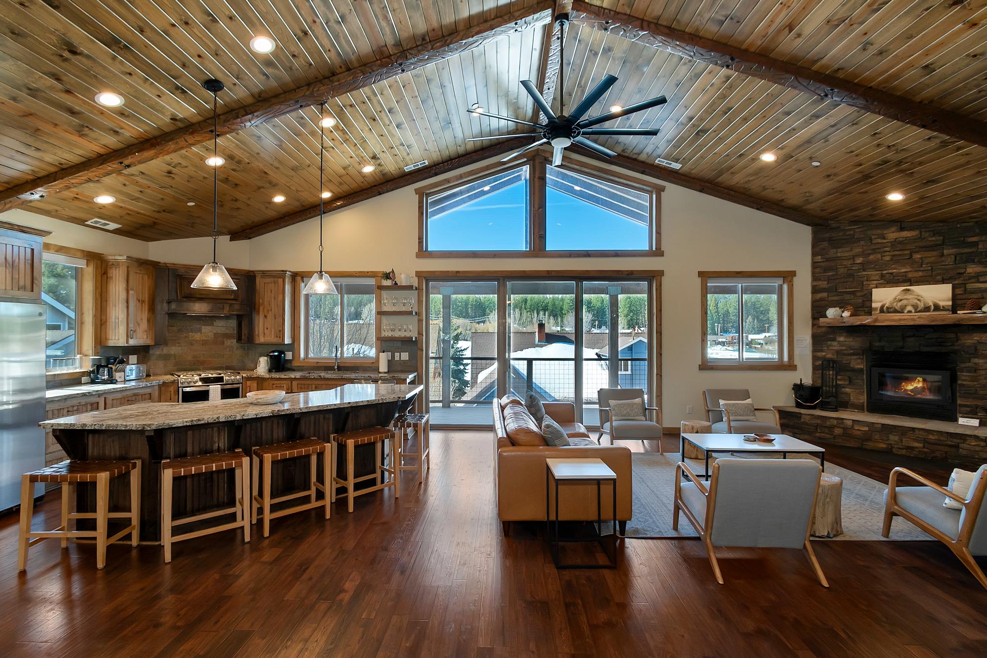 Big Bear Cabin - FiveLittleBears - 0001