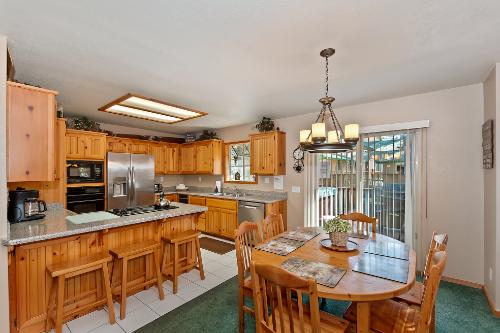 Big Bear Cabin - Freddy'sLakeHouse - 0004