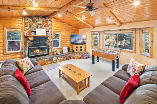 Big Bear Cabin - FreedomVillageLodge - 0001