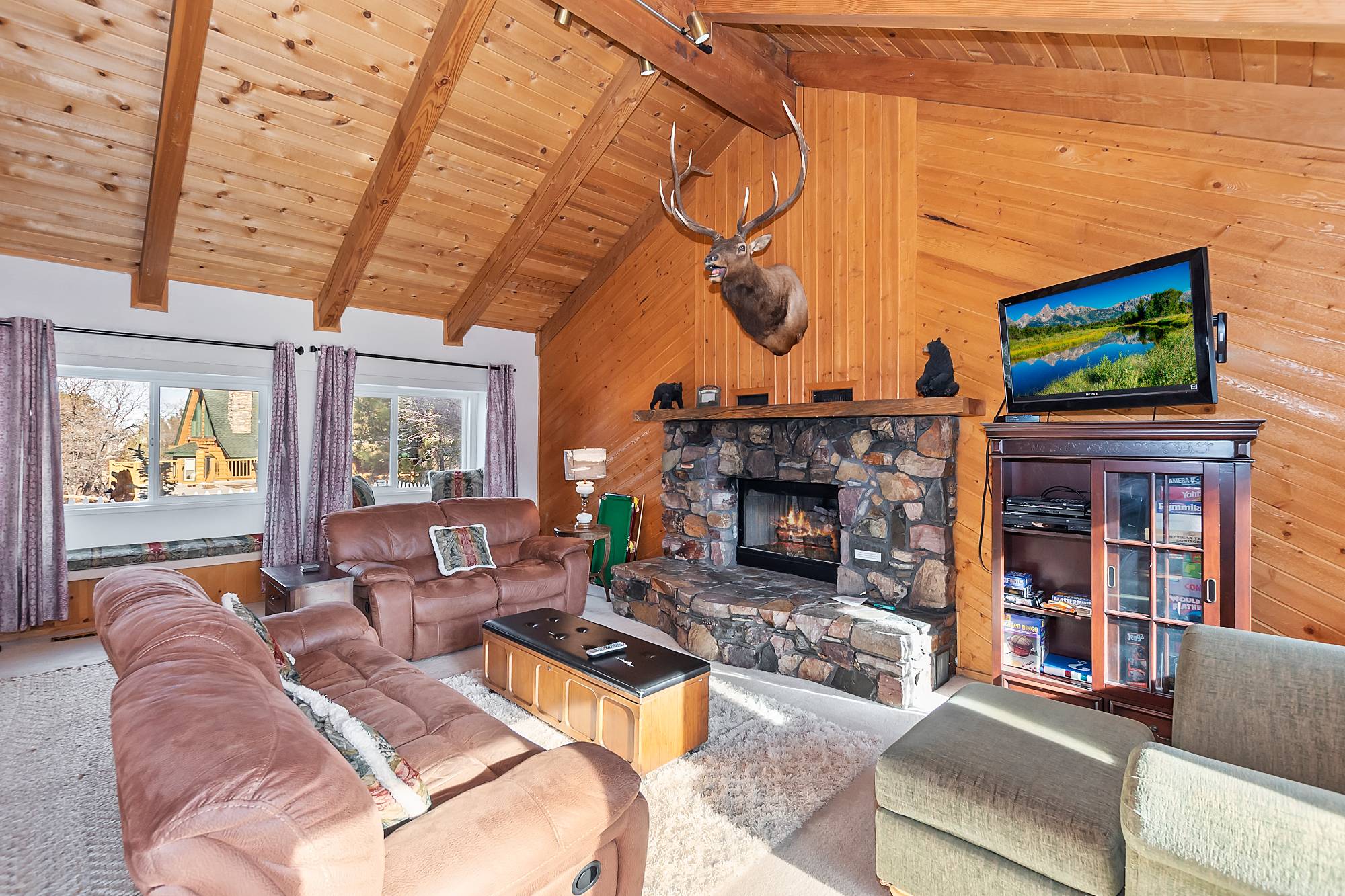 Big Bear Cabin - Gentle Grizzly Getaway - 6