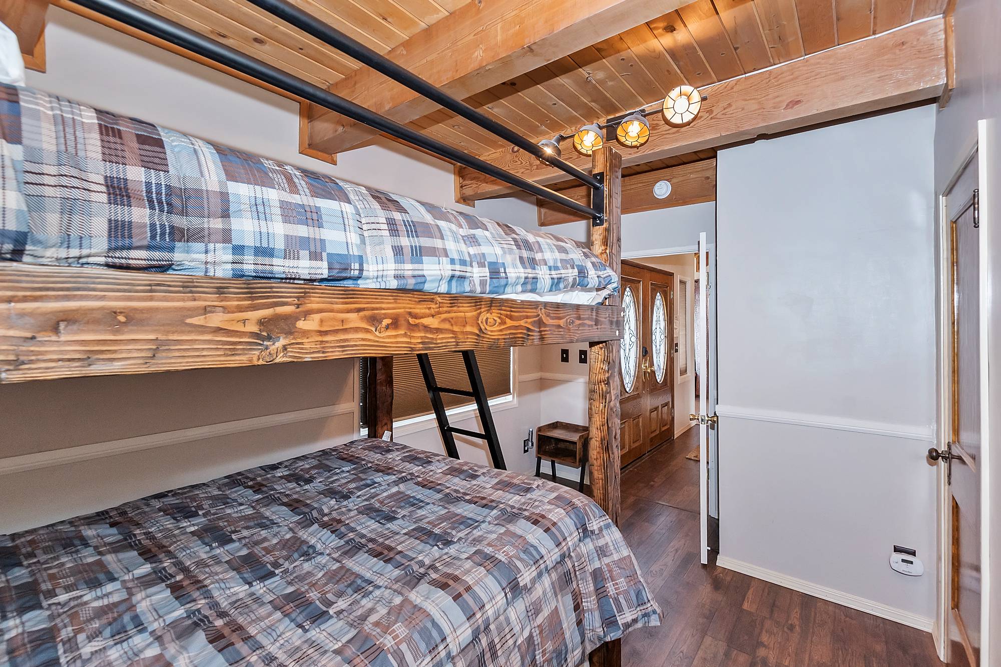 Big Bear Cabin - Gentle Grizzly Getaway - 16