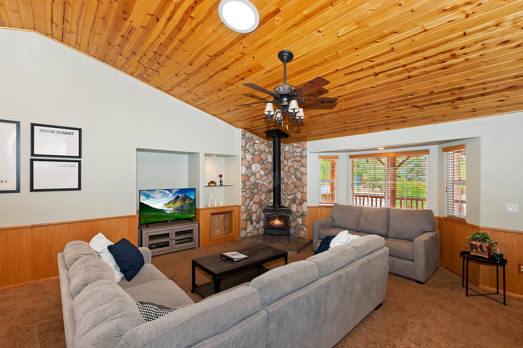 Big Bear Cabin - GoldMountainCabin - 0001