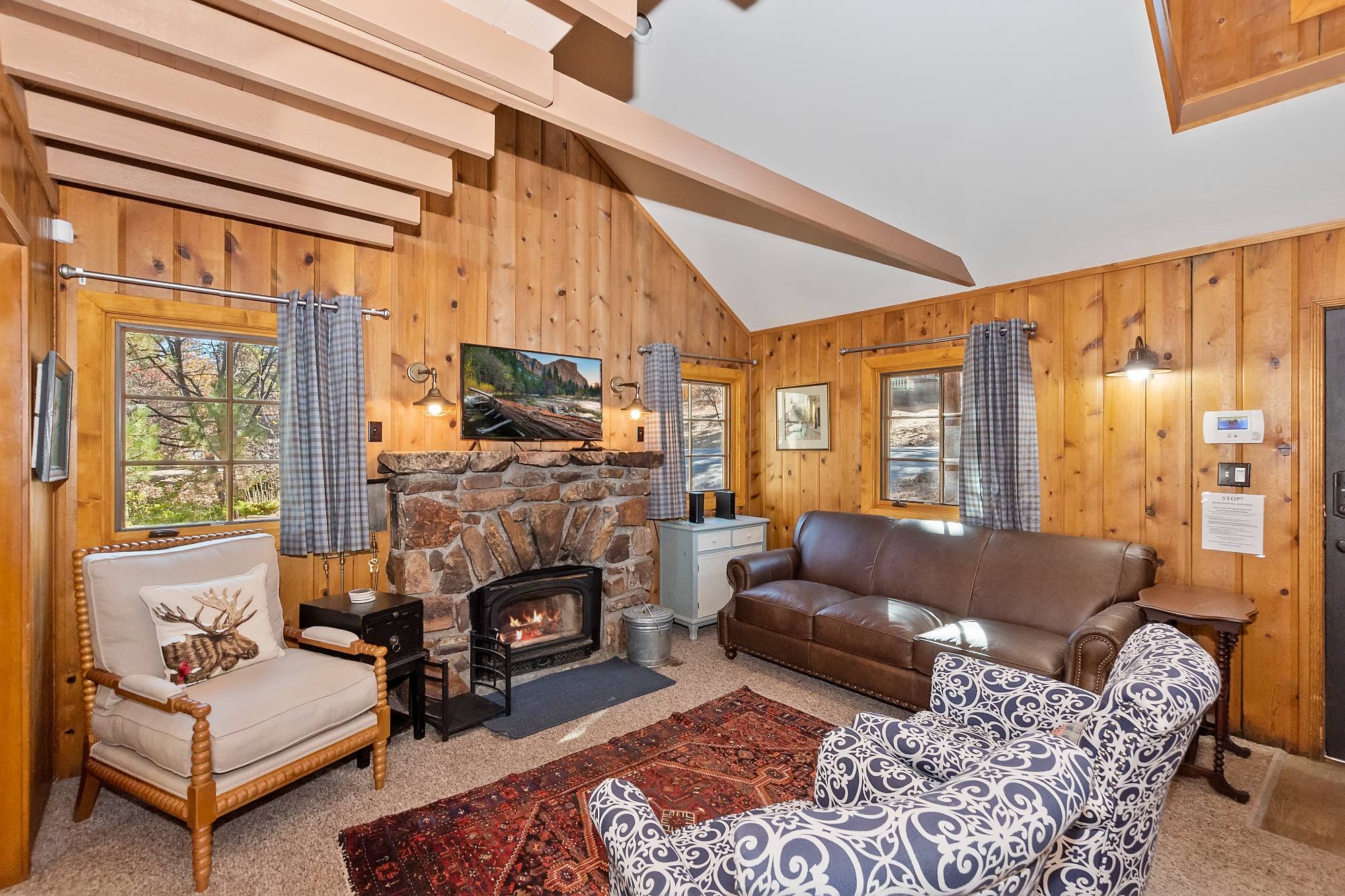 Big Bear Cabin - HappyLakeCottage - 0002