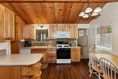 Big Bear Cabin - HiddenPines - 0005